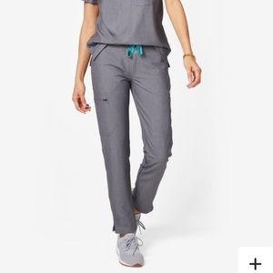 Figs Yola Petite Skinny Scrub Pants Graphite SP